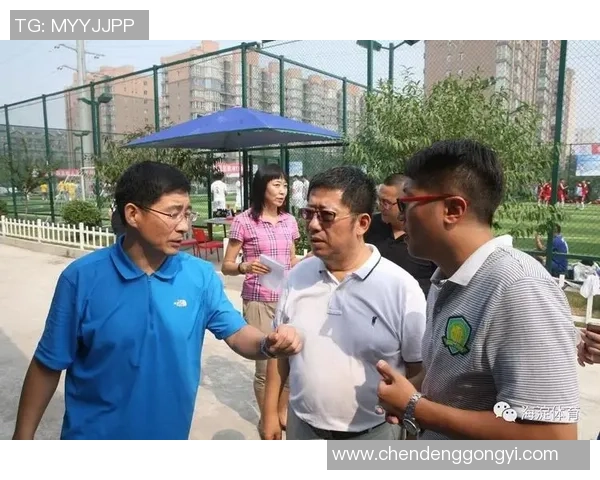 海德足球的崛起与发展探索：从草根到职业联赛的精彩历程